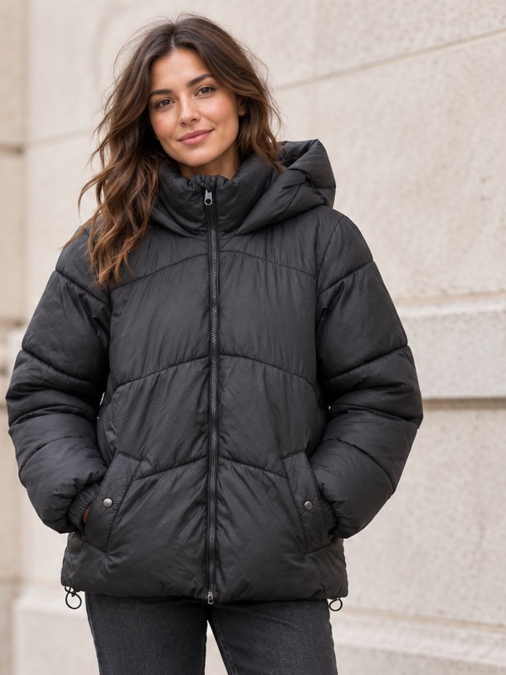 Vero Moda Black Hooded Puffer Jacket | Casual Winter Style | Medium